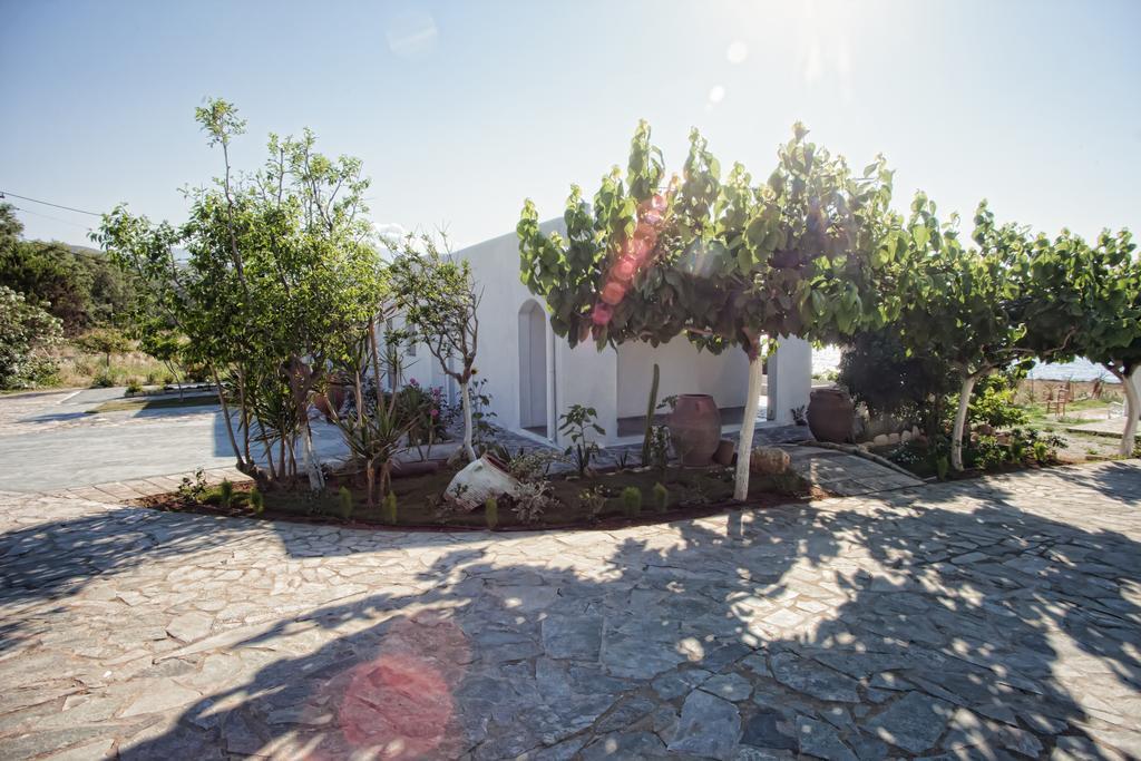 Artemis Seafront Apartment *