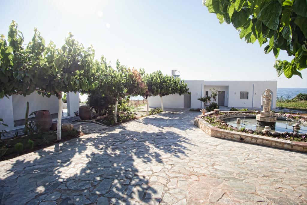 Artemis Seafront Apartment *