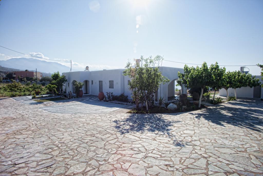 Artemis Seafront Apartment *